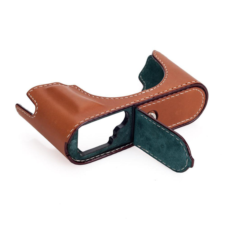 Arte di Mano M/M-P (Typ 240) Open Style Half Case with Battery Access Door- Barenia Tan