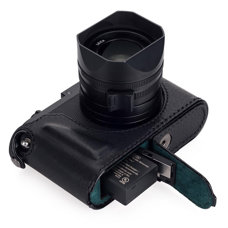 Arte di Mano Leica Q (Typ 116) Half Case with Battery Access Door - Minerva Black with Black Stitching